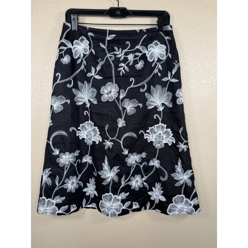 Harold's Black Linen Skirt Embroidered Floral A-Line Size 8 Minimalist
